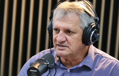Deputado Dilmar Dal Bosco em entrevista na Radio ALMT