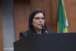 Sandy de Paula
