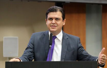 Thiago Silva propõe projeto “Parlamento Jovem” na ALMT