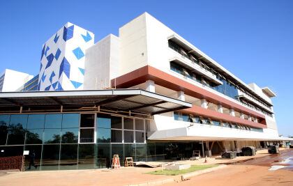 O objetivo da visita é conferir o andamento das obras do Hospital Central de Cuiabá