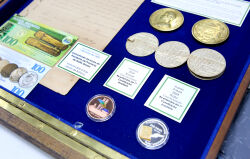 ALMT sedia exposição de selos, moedas comemorativas e artigos filatélicos