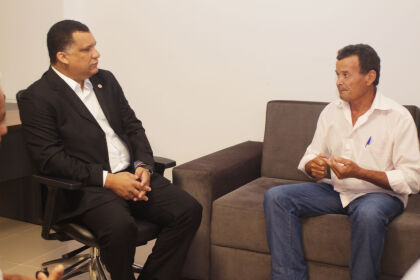 Lideranças de Castanheira - MT buscam apoio de Silvano Amaral