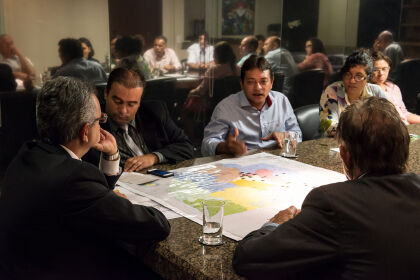 Dep. Wagner Ramos em Reunião com representantes do Médio norte