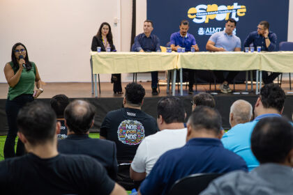 A professora Leilane Lima sugeriu a ampliação do número de escolas vocacionadas para o esporte