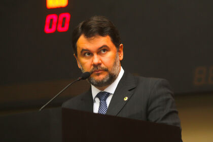 Oscar Bezerra apresentou 61 proposições