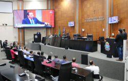 Sessão plenária matutina