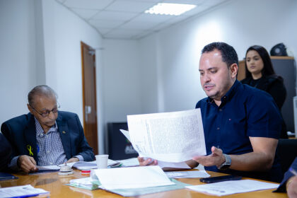 Tiveram pareceres contrários aprovados os Projetos de Lei 1626/2023, 2299/2023, 176/2024, 1652/2023 e 546/2024