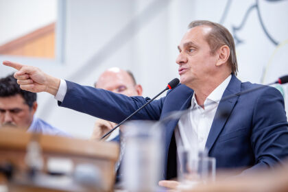 O deputado Wilson Santos presidiu a primeira reunião do Observatório da Pesca