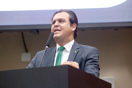Deputado Thiago na ALMT