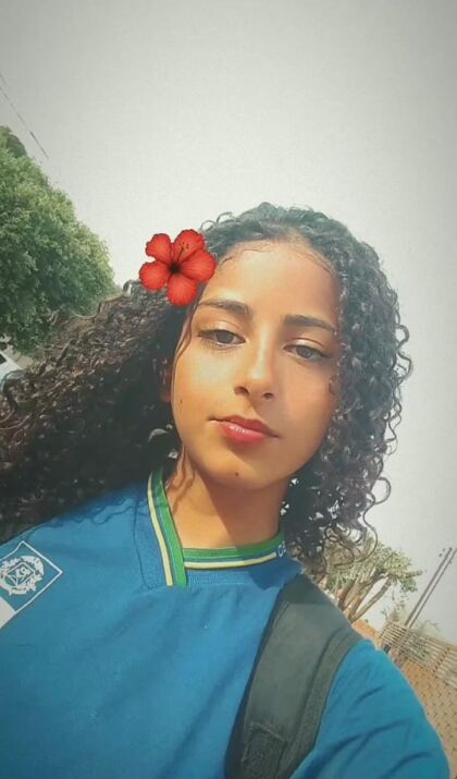 HISIS IZABELLY BARBSA DE SOUZA GOMES