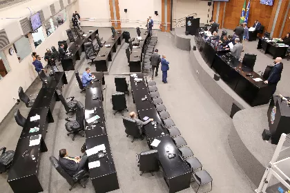 Assembleia derruba oito vetos do governo à Lei de Diretrizes Orçamentárias de 2025