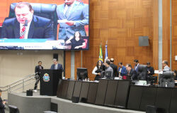 Deputados aprovam projeto de resolução que cria o programa ALMT Fiscaliza
