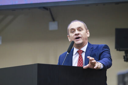 Deputado Wilson Santos requereu audiência pública para debater situação no Detran
