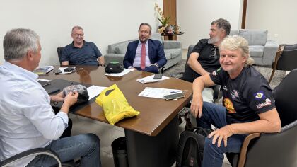 Deputado Dilmar Dal Bosco e empresarios da pesca esportiva de Sinop e região