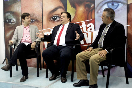 Deputado Gilmas Fabris em entrevista à Tv Assembléia.