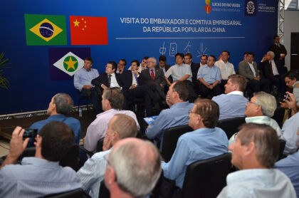 Presidente Guilherme Maluf participa de reunião da Ferrovia TransOceânica