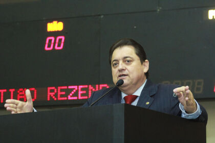 Sebastião Rezende propõe retirada da TSE sobre impostos estaduais