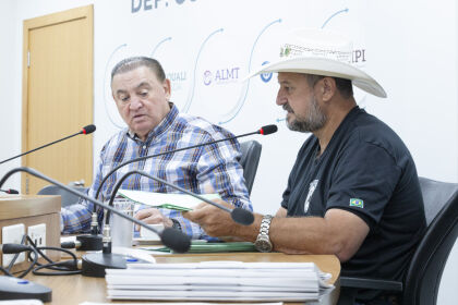 Deputados Nininho (Republicanos) e Gilberto Cattani (PL), na 4ª reunião da Comissão de Agropecuária.