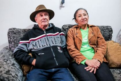 Odair Antônio Vieira e Maria Helena Gonçalves Vieira, 61 e 58 anos, ambos, agora, com a visão saudável