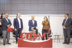 Frente Parlamentar da Odontologia debate valorização da categoria e saúde bucal