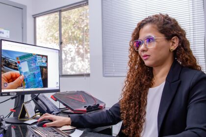 Paula Adrielly Fagundes, assistente executiva da Diretoria de Habilitação e Veículos do Detran.