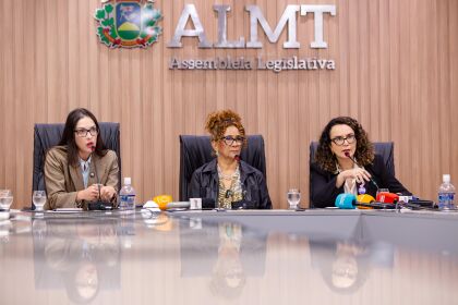 Deputadas Janaina Riva (MDB), Edna Sampaio (PT) e Sheila Klener (PSDB) farão parte da CST destinada a analisar o orçamento voltados às mulheres de Mato Grosso.Foto: GILBERTO LEITE/SECRETARIA DE COMUNICAÇÃO SOCIAL