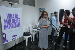 Feira de artesanato na Assembleia Legislativa reforça campanha Agosto Lilás contra o feminicídio