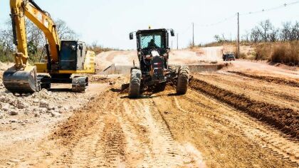 Obras avançam na MT-402, ligando a Ponte de Ferro ao Distrito de Coxipó do OuroFoto: VANDERSON FERRAZ SANTOS