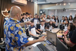 Programa Por Dentro do Parlamento recebe alunos do colégio Salesiano Santo Antonio