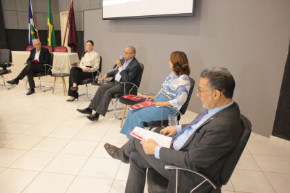 Frente parlamentar da Odontologia em reunião  no Conselho