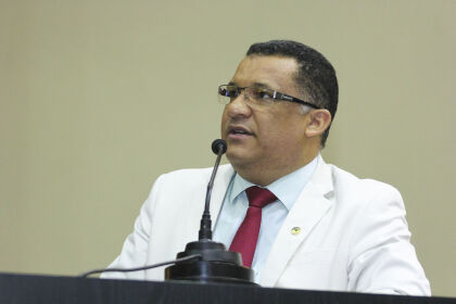Deputado Silvano reclama e faz apelo ao governador Pedro Taques