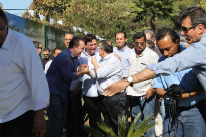 Max Russi em visita com o governador no Vale do Araguaia (Barra do Garças)
