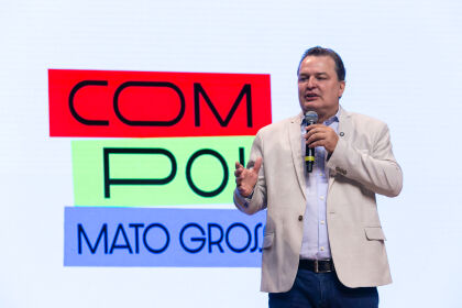 O presidente da ALMT, deputado Max Russi (PSB), participou do congresso.
