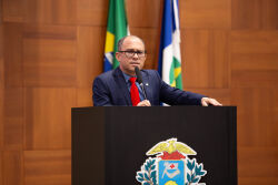 Deputado Fábio Tardin cobra recontratação de 150 trabalhadores da limpeza em Várzea Grande