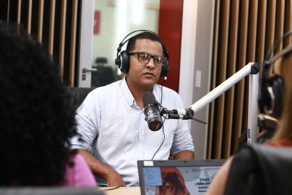 Música é Lei recebe Paulo Vinícius Capistrano de Irineu