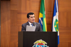 Elizeu Nascimento apresenta projeto que garante monitoramento contínuo e gratuito da glicose em Mato Grosso