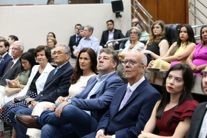 Em sessão especial, ALMT homenageou funcionários do Sebrae e microempreendedores.