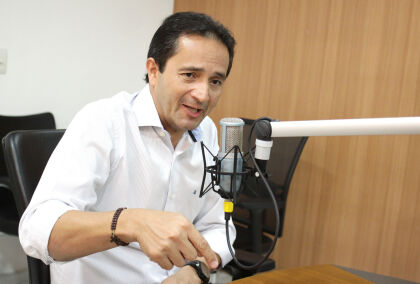 Entrevista com secretario de educação do estado, Perminio Pinto.