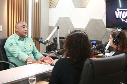 Programa Viva-voz recebe Laudencio Bispo