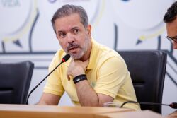 Projeto de Paulo Araújo propõe QR Code obrigatório em bebidas alcoólicas para garantir autenticidade e segurança ao consumidor