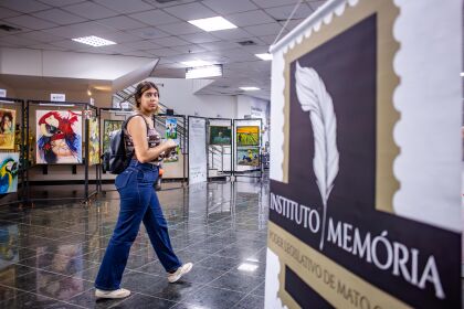 "Exposição Estrela" , do artista plástico Paulo Lourentino