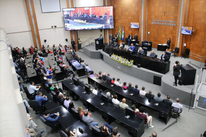 ALMT presta homenagem a personalidades que impulsionam o desenvolvimento de Mato Grosso