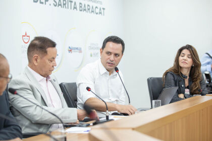 O deputado estadual Diego Guimarães defendeu que o Governo do Estado minimize a "ânsia arrecadatória" e conceda perdão fiscal às empresas