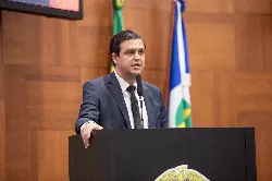 Após Indicação de Thiago Silva, governo autoriza concurso para 80 professores na Unemat