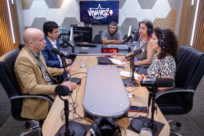 Programa Viva-Voz recebe Rafael Amaral ( Presidente  SBU-MT ) e Valter Gouvêa Jr. (Vice-Presidente SBU-MT )