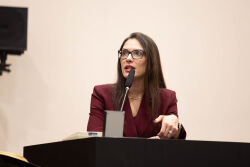 AL aprova PL de Janaina e mulheres de MT poderão ter acesso a política estadual voltada à saúde no climatério e na menopausa