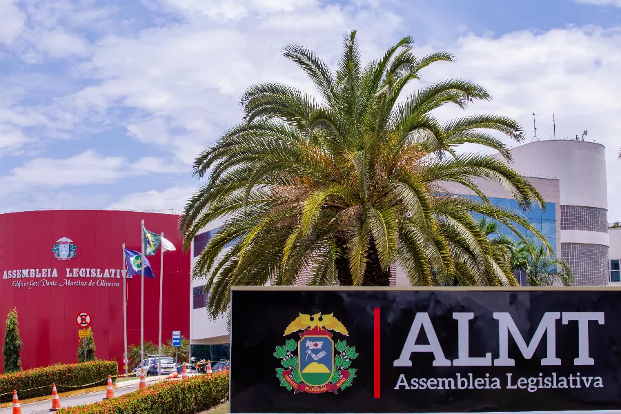 ALMT realiza audiências sobre mobilidade, Politec e combustíveis, além de reuniões e sessões