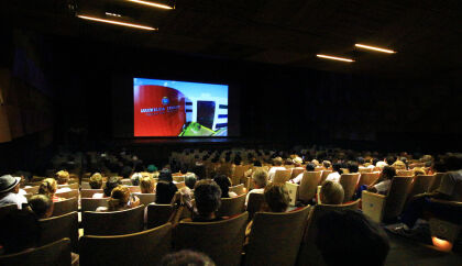 “Cine Social” leva crianças e adolescentes de Cuiabá ao Teatro Zulmira Canavarros
