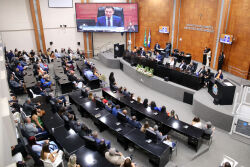 Sessão especial para entrega de honrarias a personalidades civis e militares