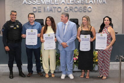 ALMT homenageia profissionais do CRIDAC